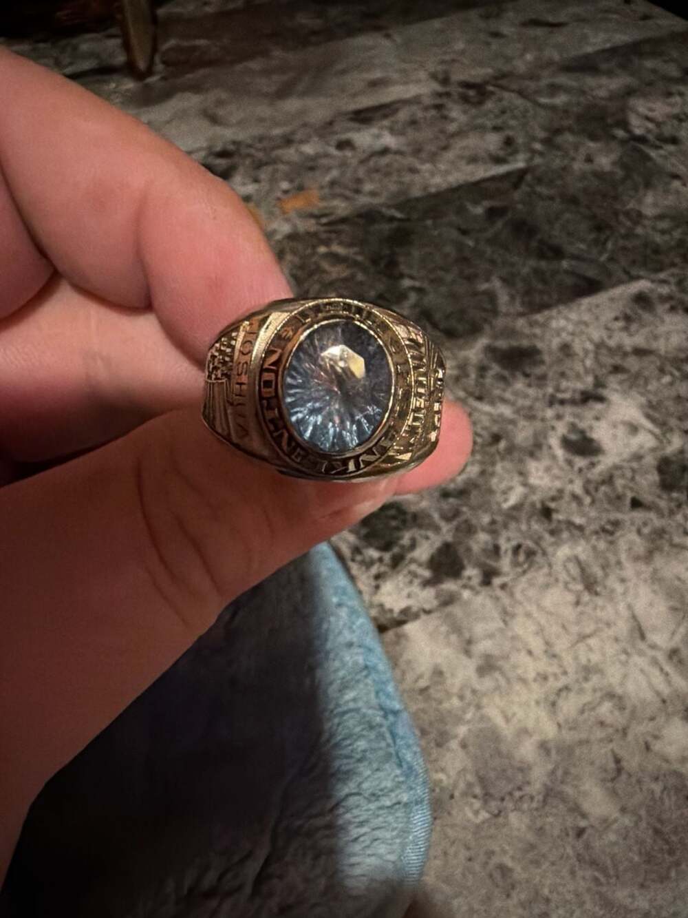 I10k white gold class ring can be sold for melted price size 15 big ring